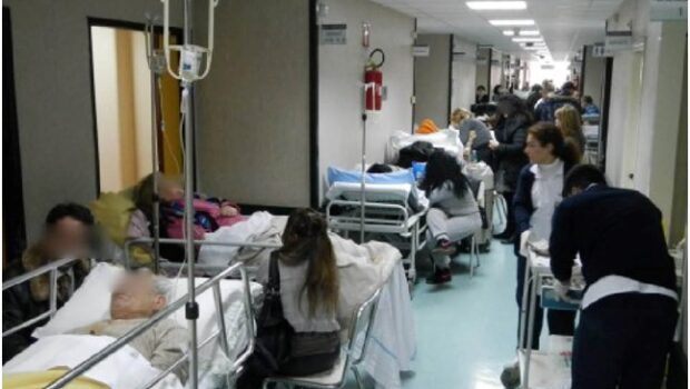 L’apparente follia della sanità pubblica