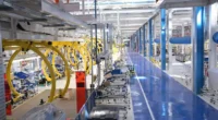 Se è stato solo un inizio è andata benissimo. La produzione quasi ferma. L’azienda e i sindacati firmatutto hanno cercato, senza riuscirci, di sabotare lo sciopero proclamato dalla Fiom. L’unico rischio è che ora la Fiom faccia il solito gioco, un giorno incendiari, un  giorno pompieri. 
