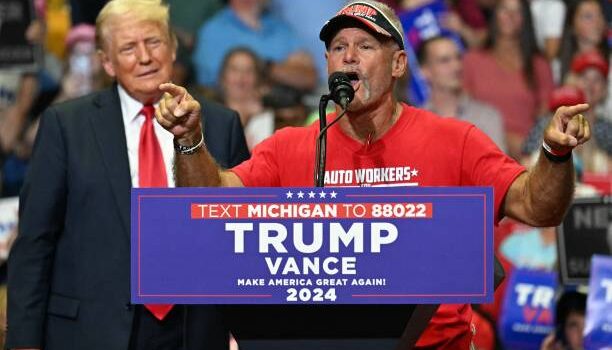 I vertici dei maggiori sindacati statunitensi si schierano con Trump nella guerra dei dazi. Un nazionalismo industriale che mette operai contro operai nell’interesse dei propri padroni.