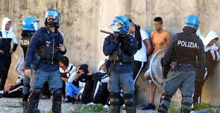 La strada che porta allo sterminio di Gaza inizia, e lo devono sapere tutti gli indignati di oggi, dovunque si accetta che lo Stato dei ricchi possa mettere in galera chiunque protesti contro le sue leggi e le sue azioni. Dal CPR di Palazzo San Gervaso un esempio