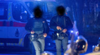 A Rogoredo, Milano un nordafricano viene ucciso da un poliziotto. Prima ancora di indagare sui fatti arriva l’assoluzione. Era un drogato, spacciatore ecc… meritava di morire. Il governo lavora ad uno scudo penale che dà ai poliziotti la libertà di sparare senza nemmeno comparire come imputati.