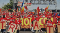 Le clausole di salvaguardia dei contratti che dovevano servire per difendere i salari dal carovita si sono dimostrati incapaci di farlo, trucchi contabili e inflazione revisionata sono usati dai sindacalisti della CISL e dal governo per sostenere che i salari aumentano più dell’aumento dei prezzi, una pura menzogna.   